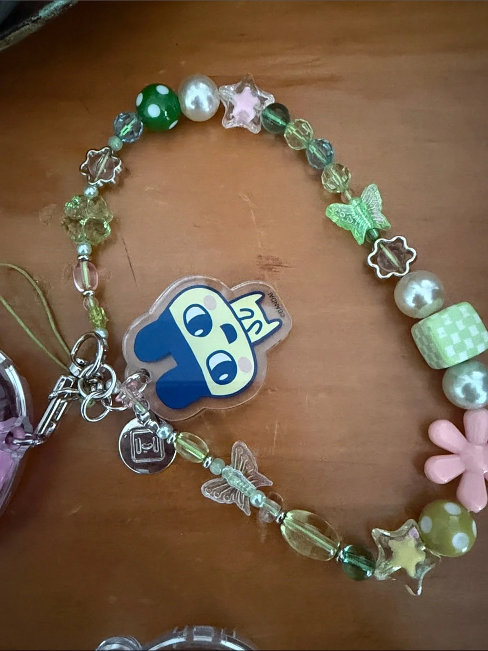 Tamagotchi Connection / extra case and Tama Charms Set